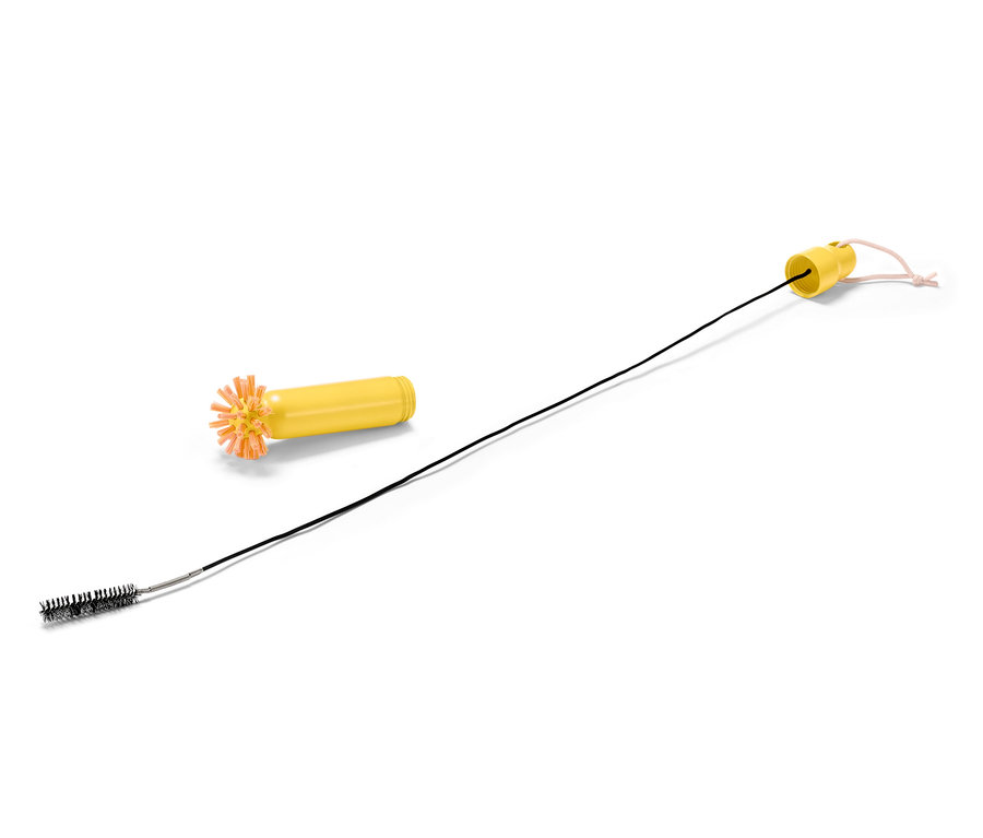 Kartáč na čištění odpadů 2 v 1 se dvěma různými nástavci.