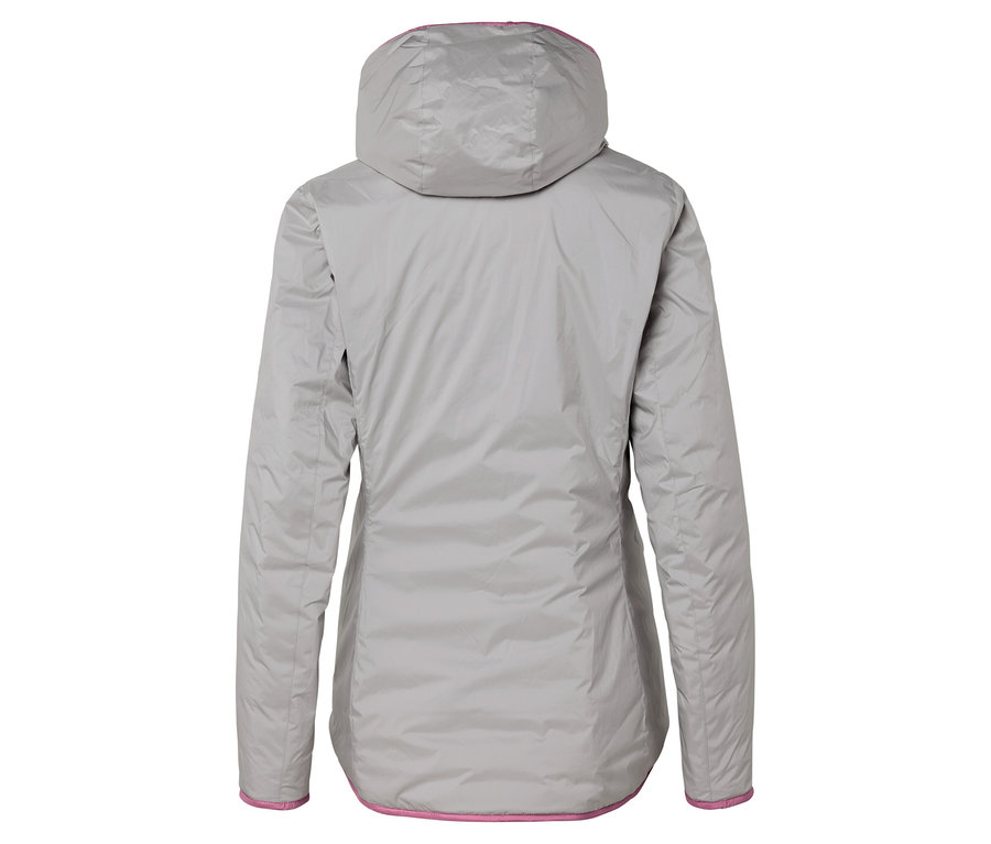 Zadní pohled na šedou bundu s kapucí a růžovým lemem.