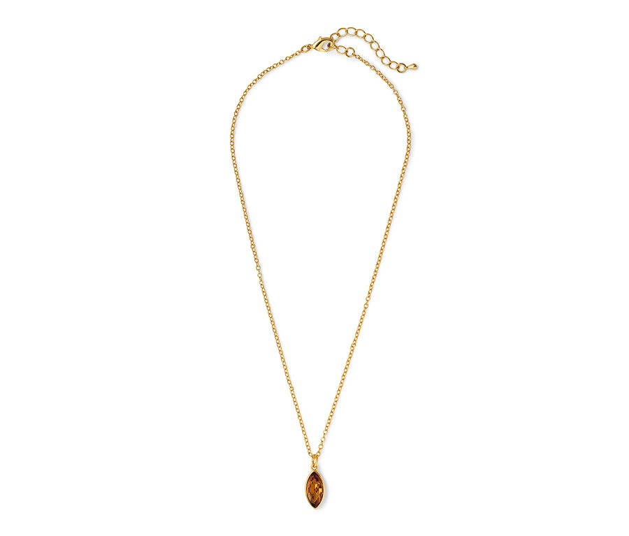 Zlatý náhrdelník s hnědým kamínkem ve tvaru navety.