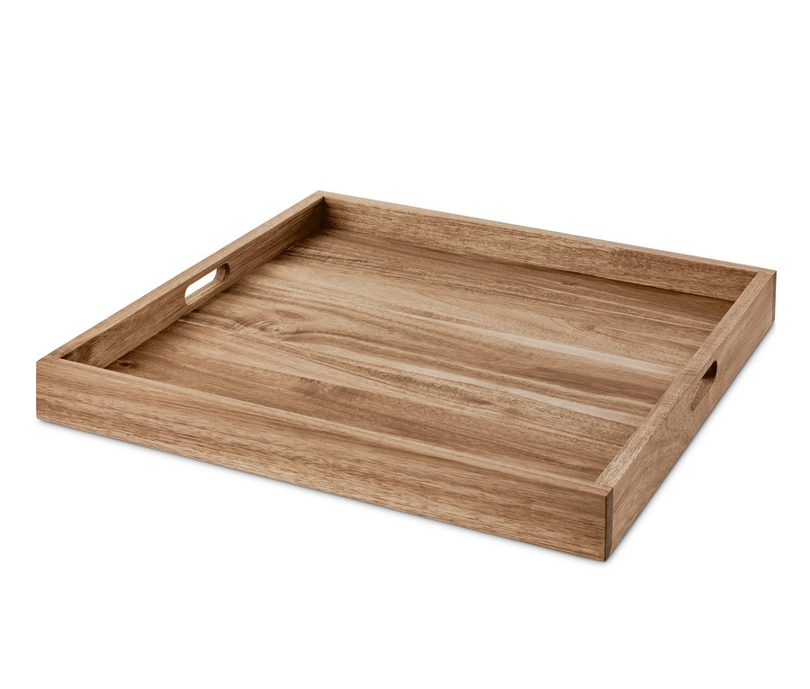 Hnědý dřevěný XL podnos s úchyty na bílém pozadí.