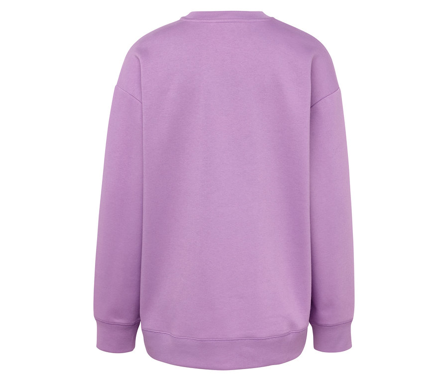 Zadní pohled na fialovou mikinu s dlouhým rukávem.