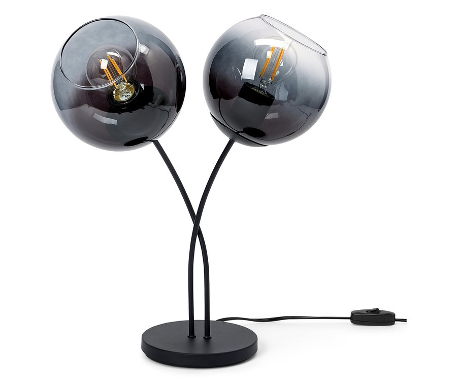 Černá stolní lampa se dvěma skleněnými stínidly ve tvaru koule.