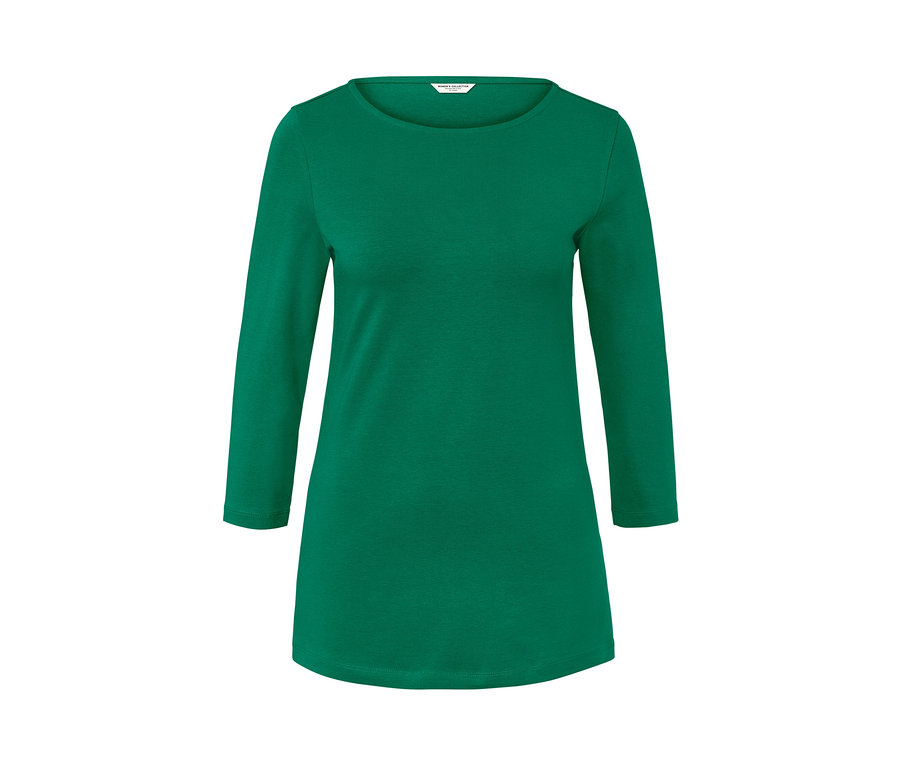 Zelené triko s 3/4 rukávem.