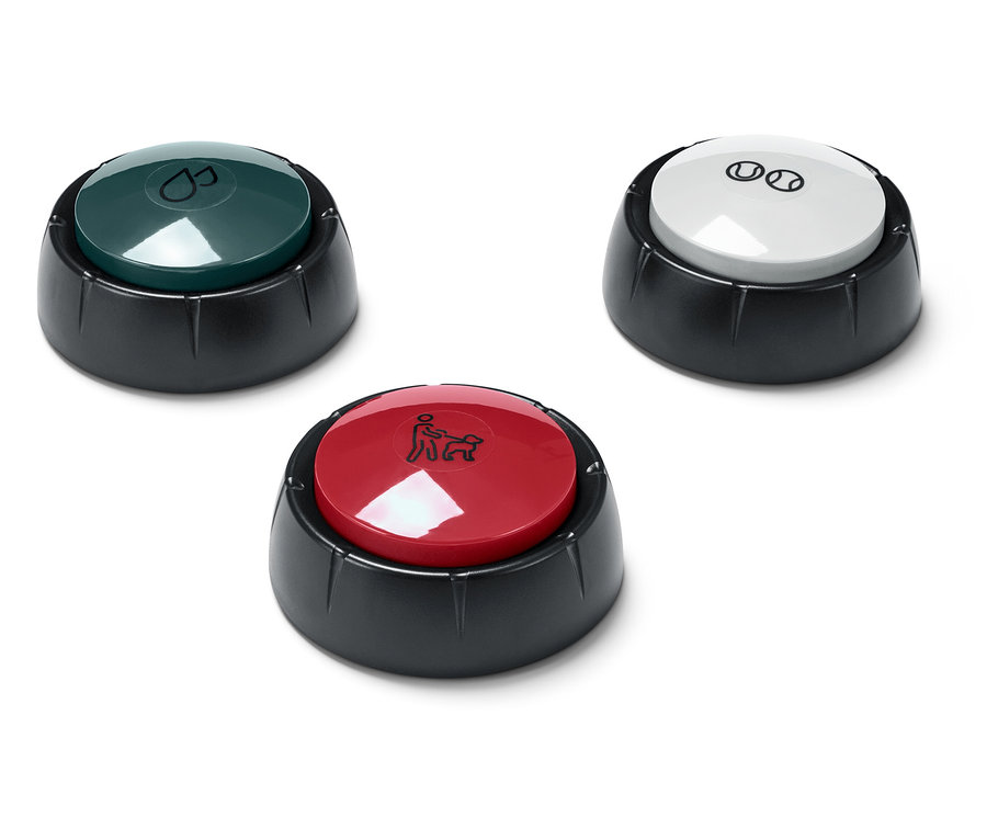 Tři kulatá tlačítka s různými ikonami na bílém pozadí.