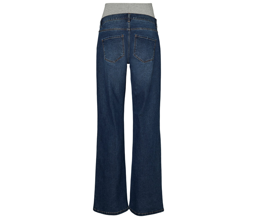 Je vidět zadní strana džínů MAMALICIOUS MLEDINA FLARED DB JEANS NOOS.
