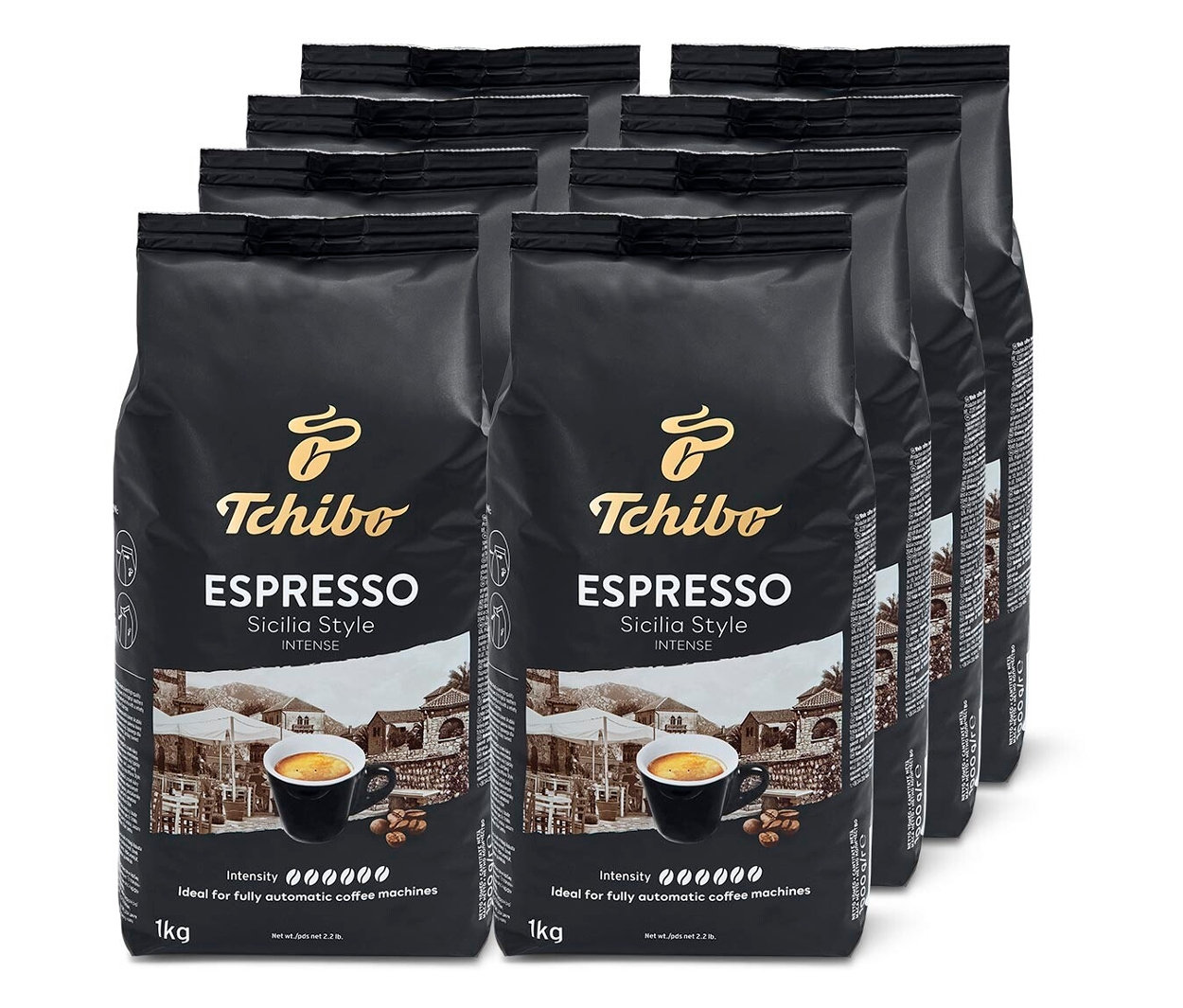 Osm balení zrnkové kávy Tchibo Espresso Sicilia Style, každé o hmotnosti 1 kg, naskládaných za sebou.