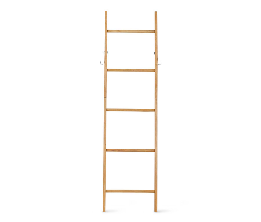 Žebříkový regál z dubového dřeva s pěti příčkami a dvěma háčky.