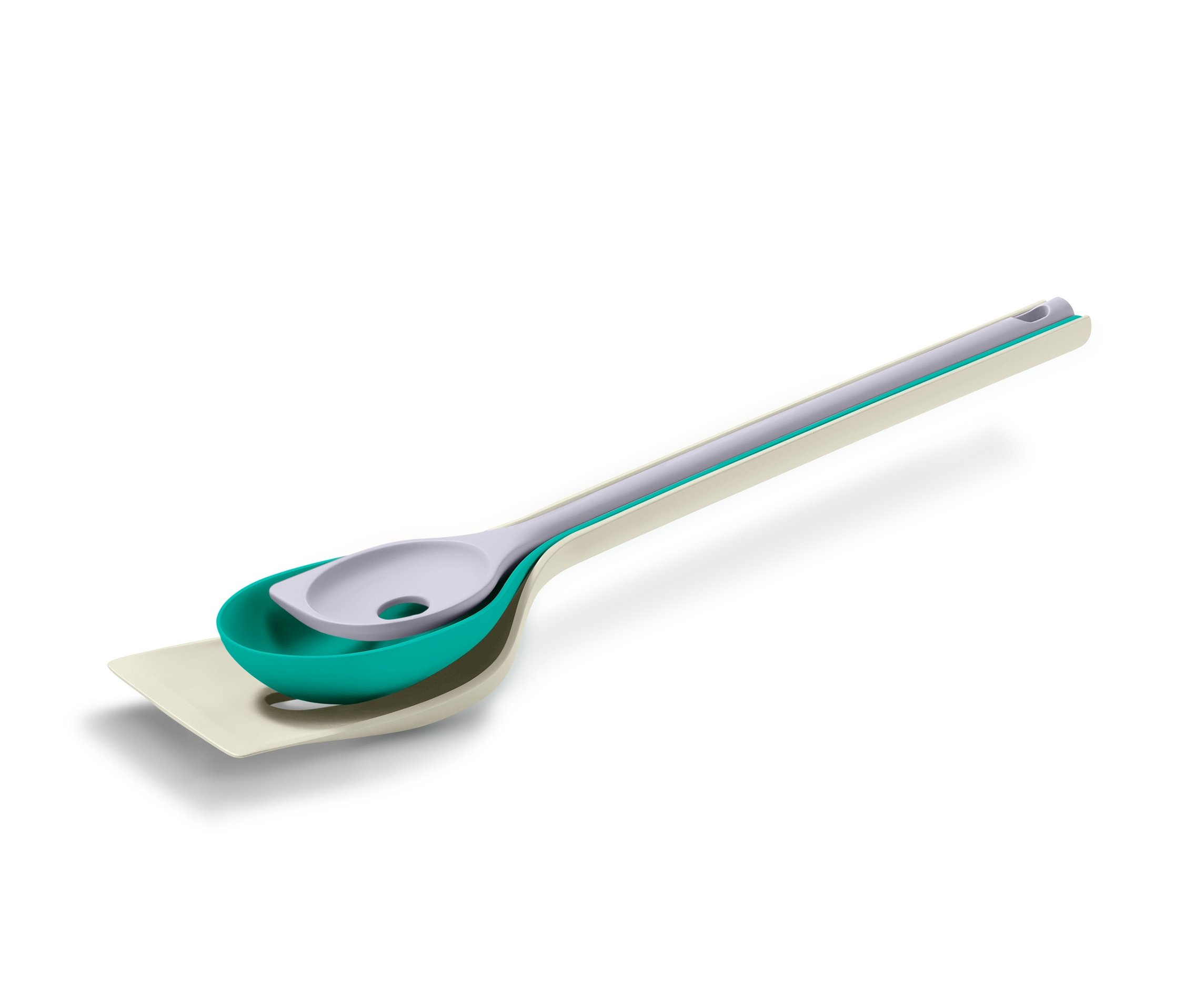 Sada kuchyňského náčiní, 3 ks, položená na bílém pozadí.