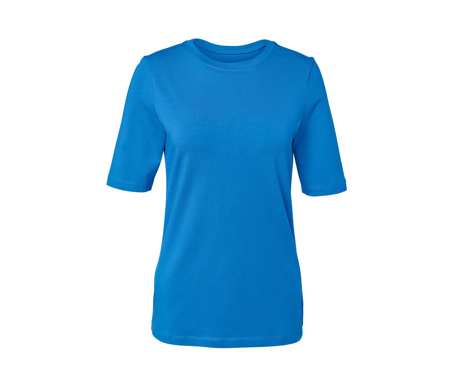 Kobaltově modré tričko s polodlouhým rukávem.