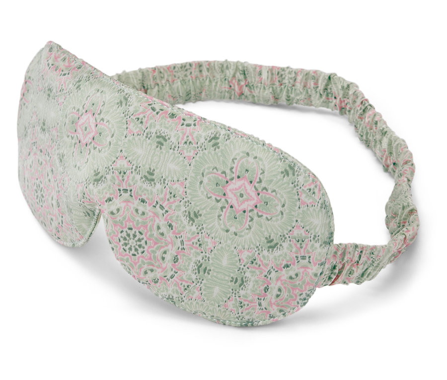 Maska na spaní se vzorem.