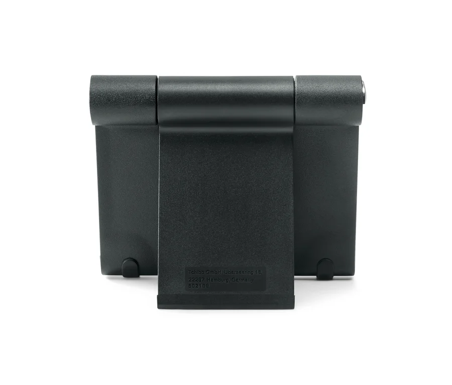 Černý stojan na smartphone a tablet.
