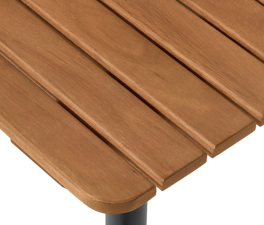 Detail rozkládacího stolu »Elin« s dřevěnou deskou a šedou nohou.