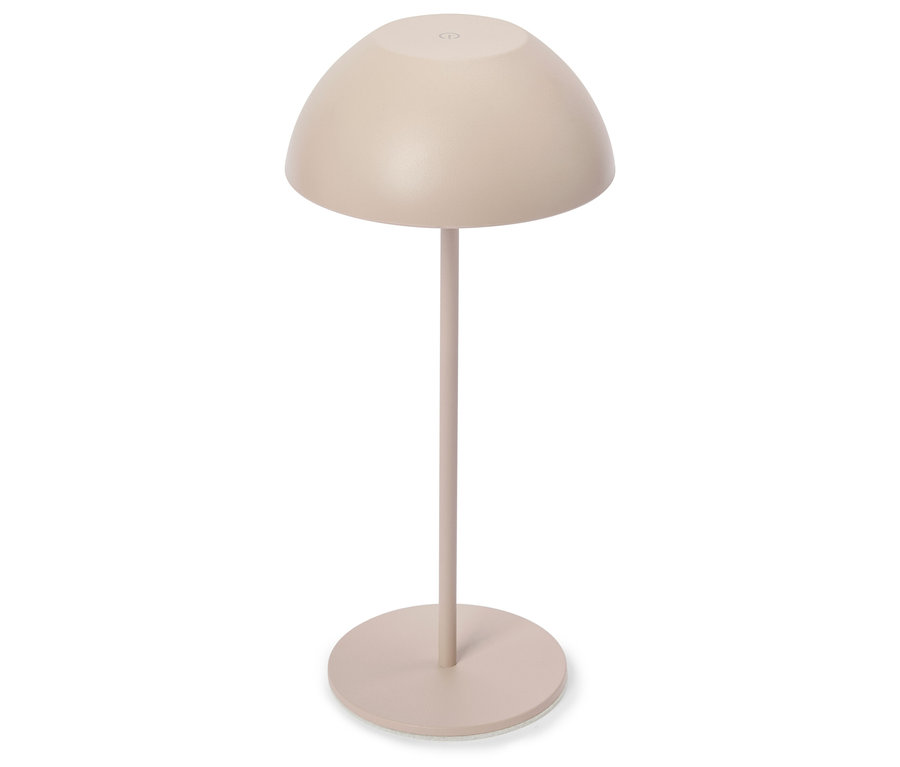 Béžová stolní lampa s kulatým stínidlem a podstavcem na bílém pozadí.
