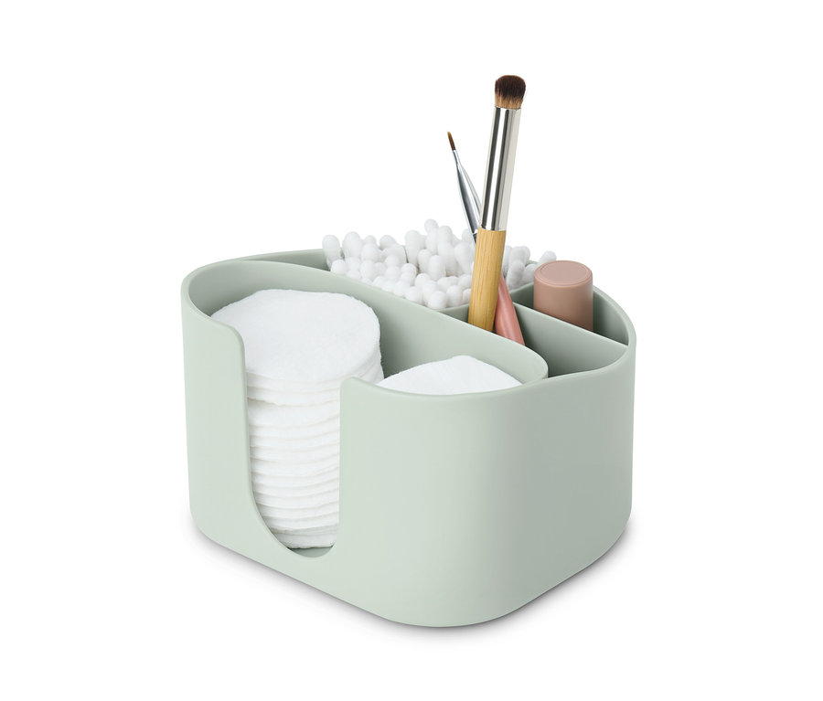 Kosmetický organizér světle zelené barvy s vatovými tampony, vatovými tyčinkami a štětci na make-up.
