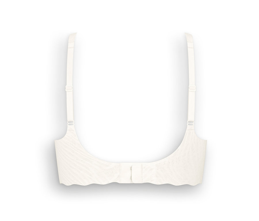 Detail měkké podprsenky sloggi ZERO Feel Bliss Soft Bra v hedvábně bílé barvě.