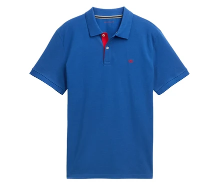 Modrá polokošile z piké Tom Tailor, Advanced Blue, s červeným vnitřkem límce a červeným logem.