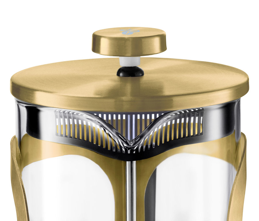 Detail zlaté konvičky french press na 6 šálků.