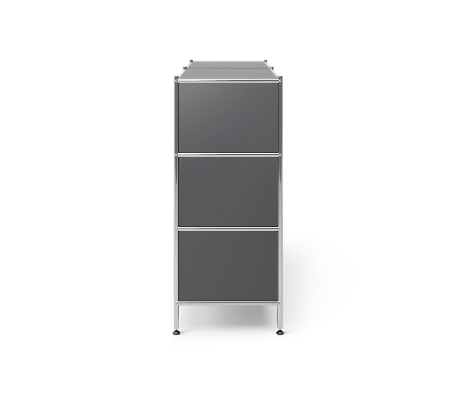 Šedá kovová komoda »CN3« se 6 zásuvkami.