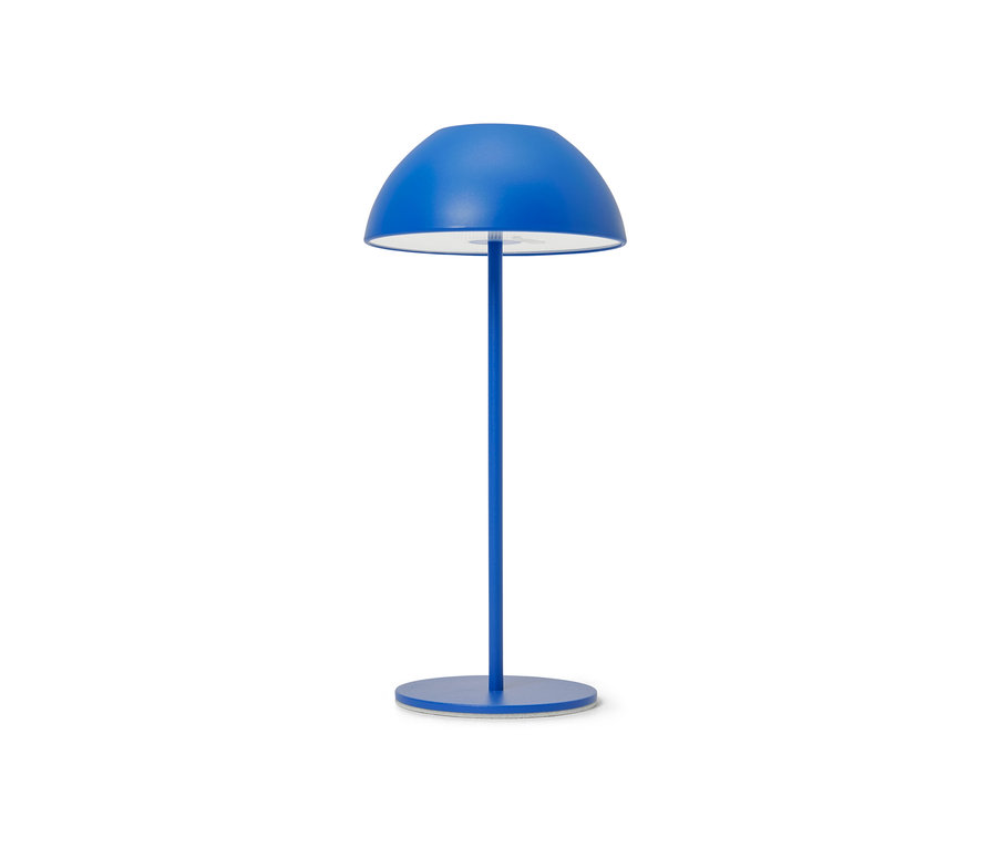 Modrá bateriová stolní LED lampa.