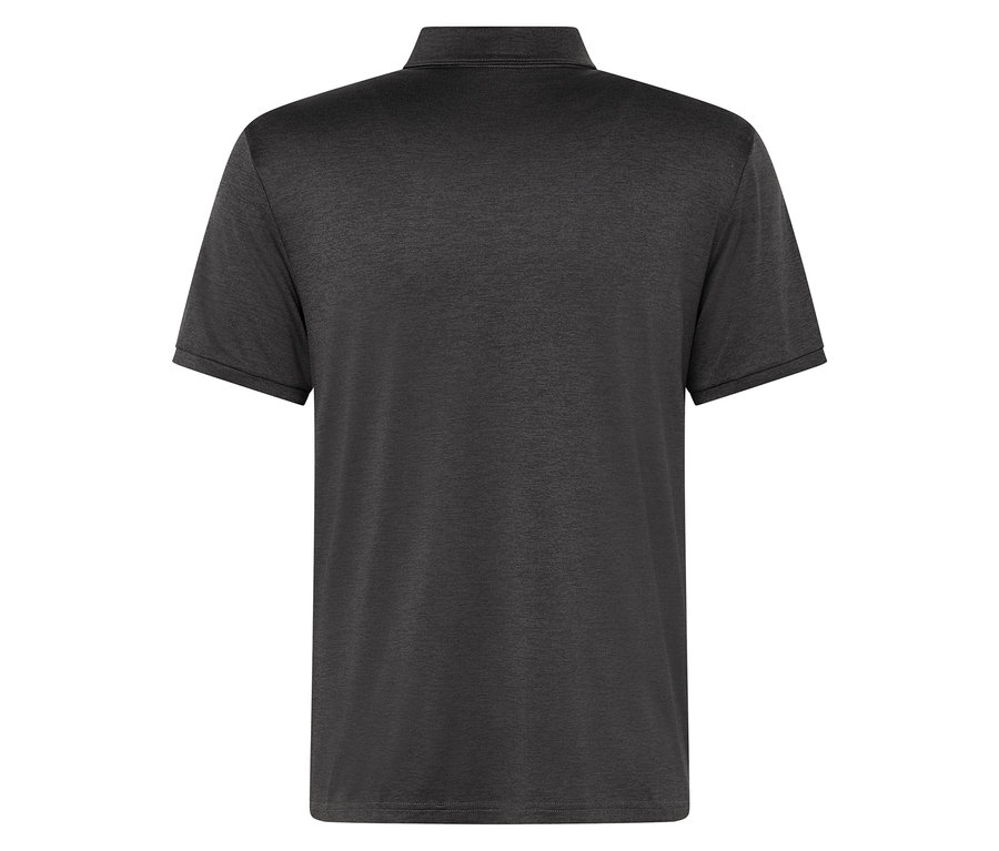 Pohled zezadu na tmavě šedé polotričko.