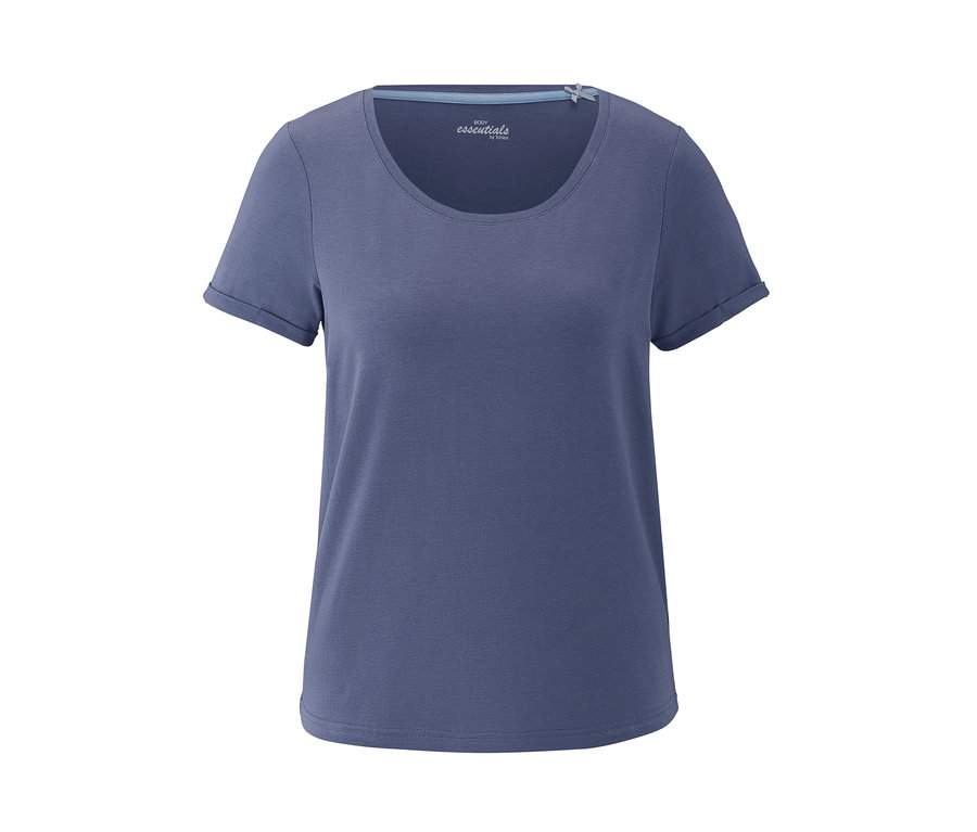 Modré krátké pyžamo.