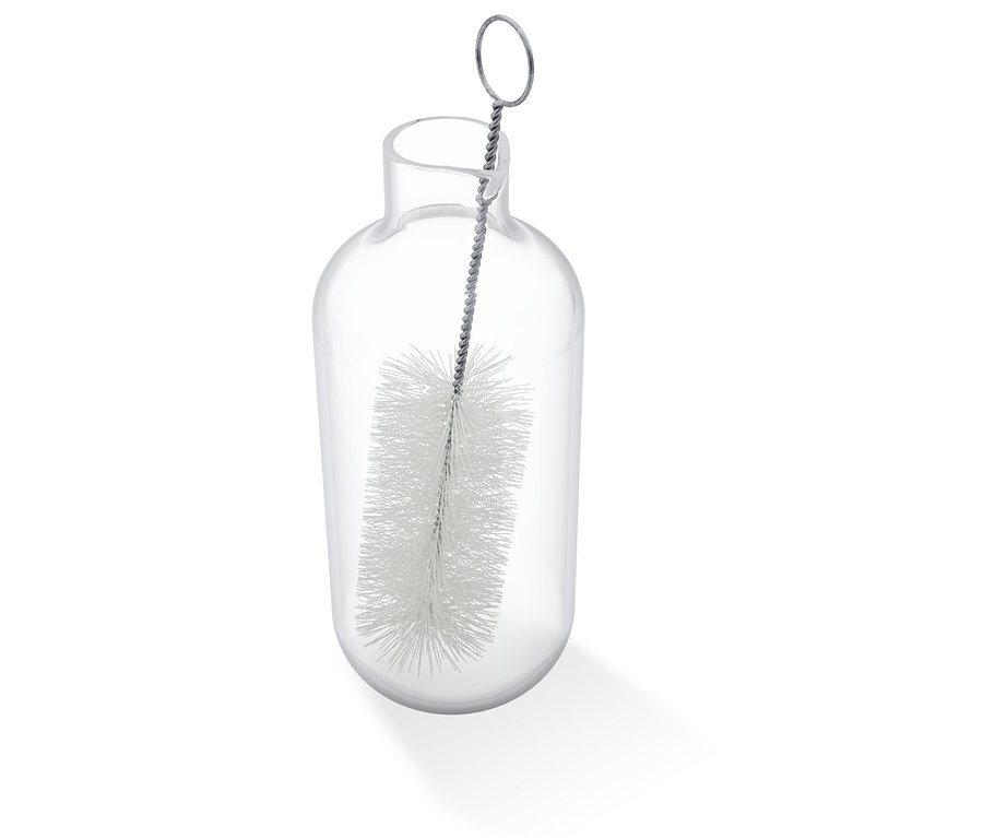 V mléčné karafě pro Esperto Pro a Esperto2 Milk je umístěn kartáč.