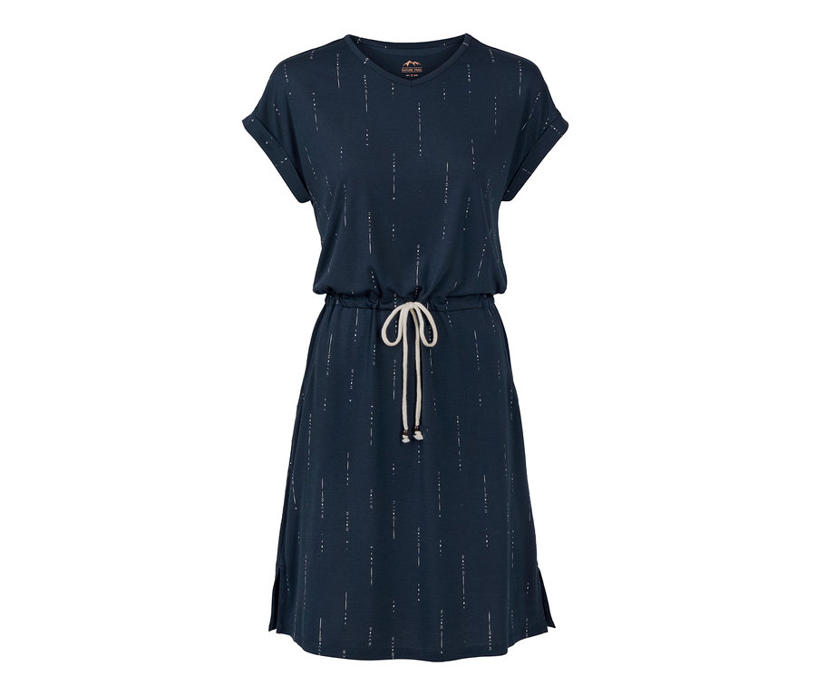 Tmavě modré outdoorové šaty s bílým potiskem.