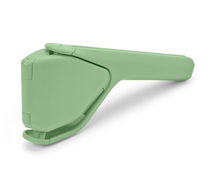 Prostorově úsporný lis na citrusy