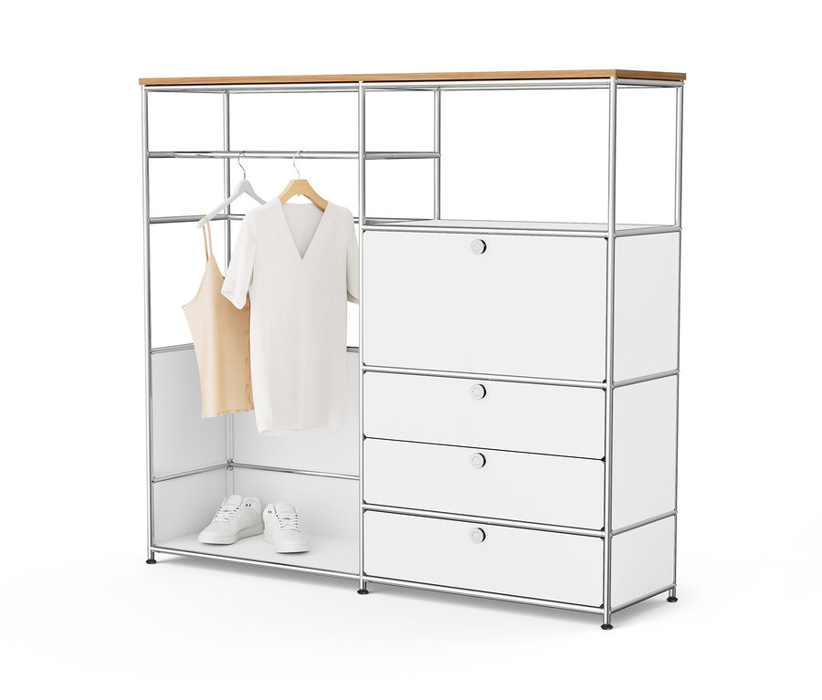 Bílá kovová skříň »CN3« s dřevěnou deskou, jednou šatní tyčí, jedněmi výklopnými dvířky a třemi zásuvkami.