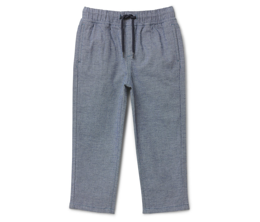 Modré kalhoty s černou stahovací šňůrkou v pase.