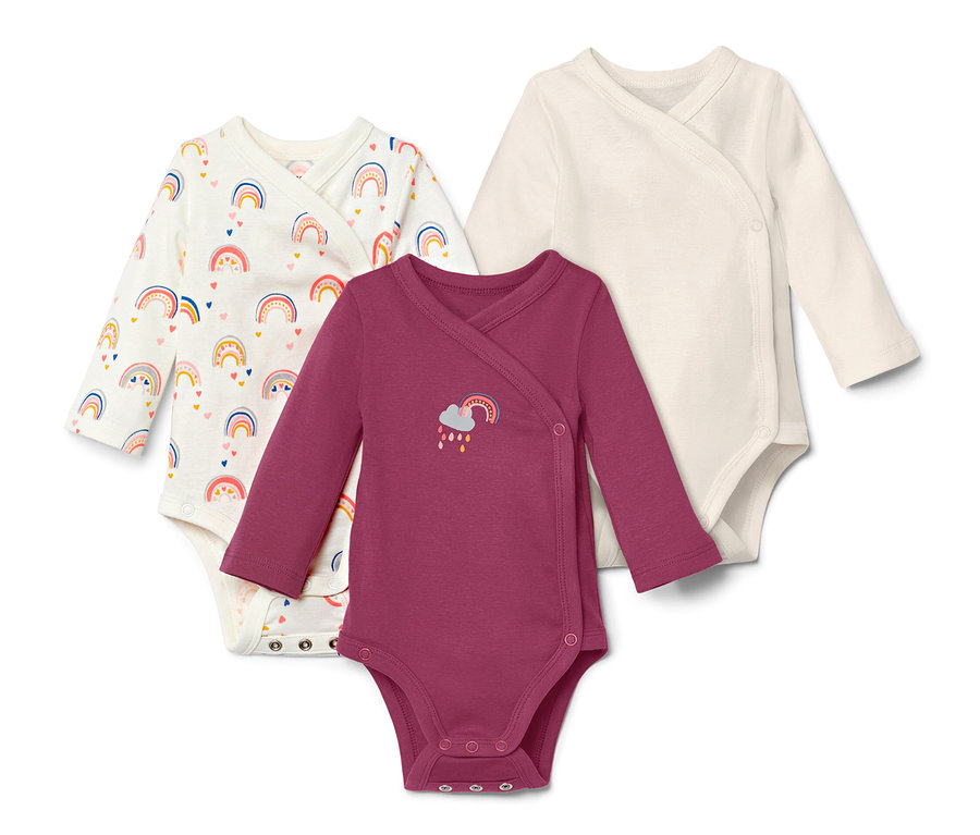 Tři body s dlouhým rukávem s duhovými vzory.