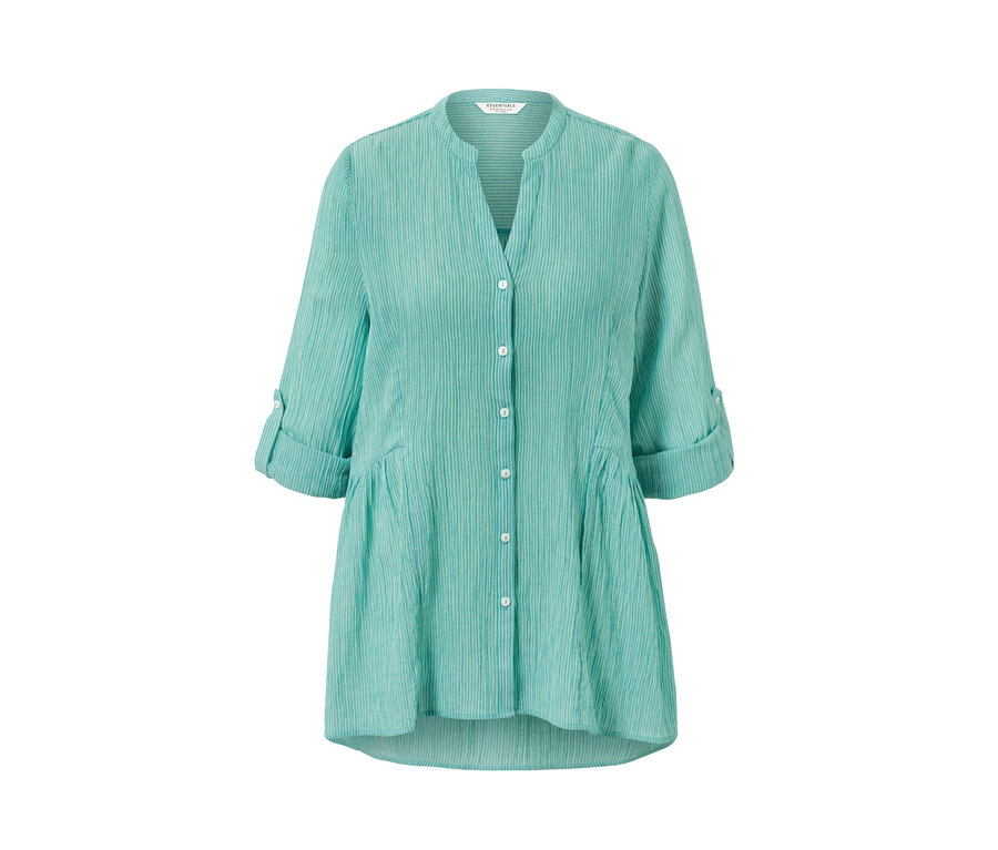 Proužkovaná dlouhá halenka s knoflíky.