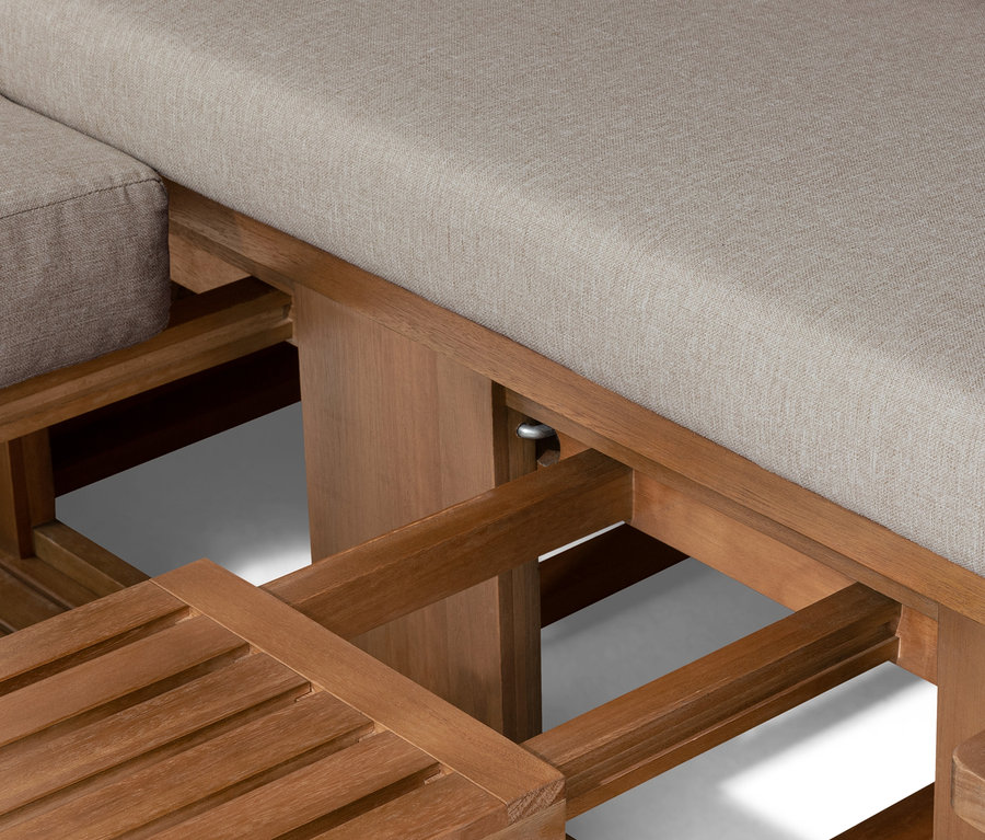 Detail prémiového plážového koše XXL se 2 vyklápěcími stolky.