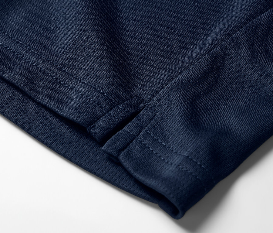 Detail sportovních šortek.