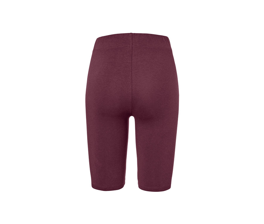 Detail sportovních cyklistických šortek.