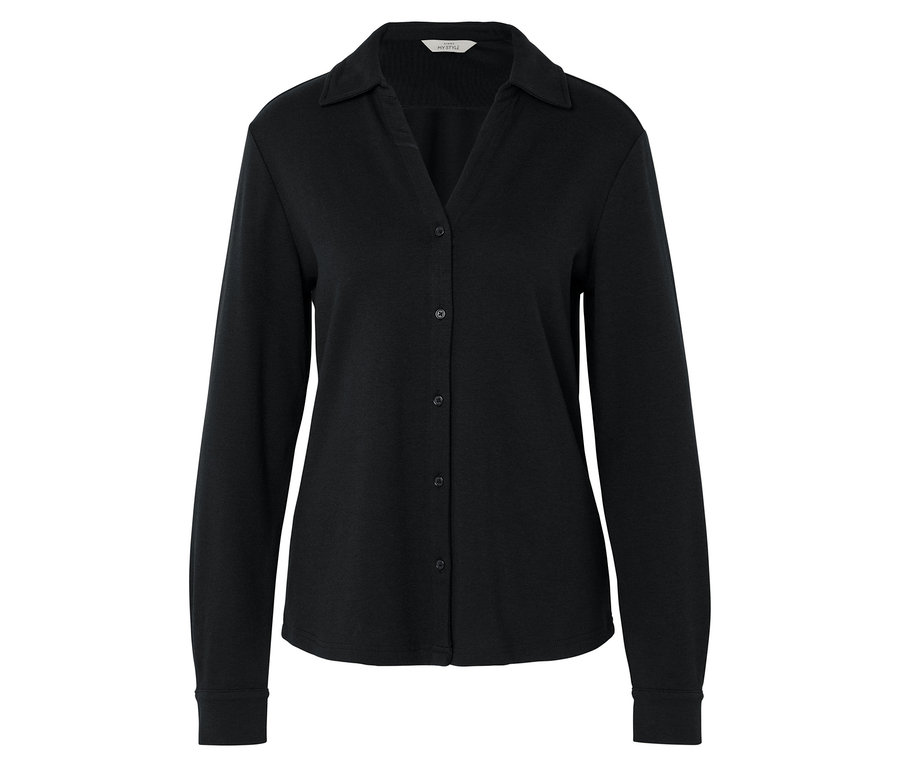 Černá košile s dlouhými rukávy a knoflíky.