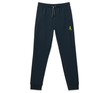 Tmavě modré dětské teplákové kalhoty s elastickým pasem, šedou stahovací šňůrkou, dvěma kapsami na zip a neonově žlutým logem na levém stehně.