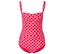 Červené plavky s bílým geometrickým vzorem.
