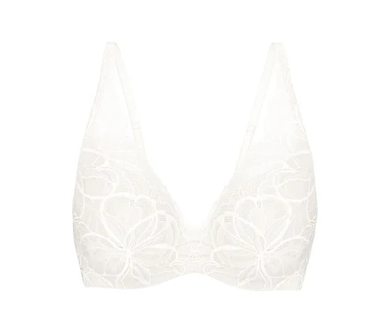Bílá podprsenka Triumph Body Makeup Illusion Lace WP s květinovým krajkovým vzorem a tenkými ramínky.