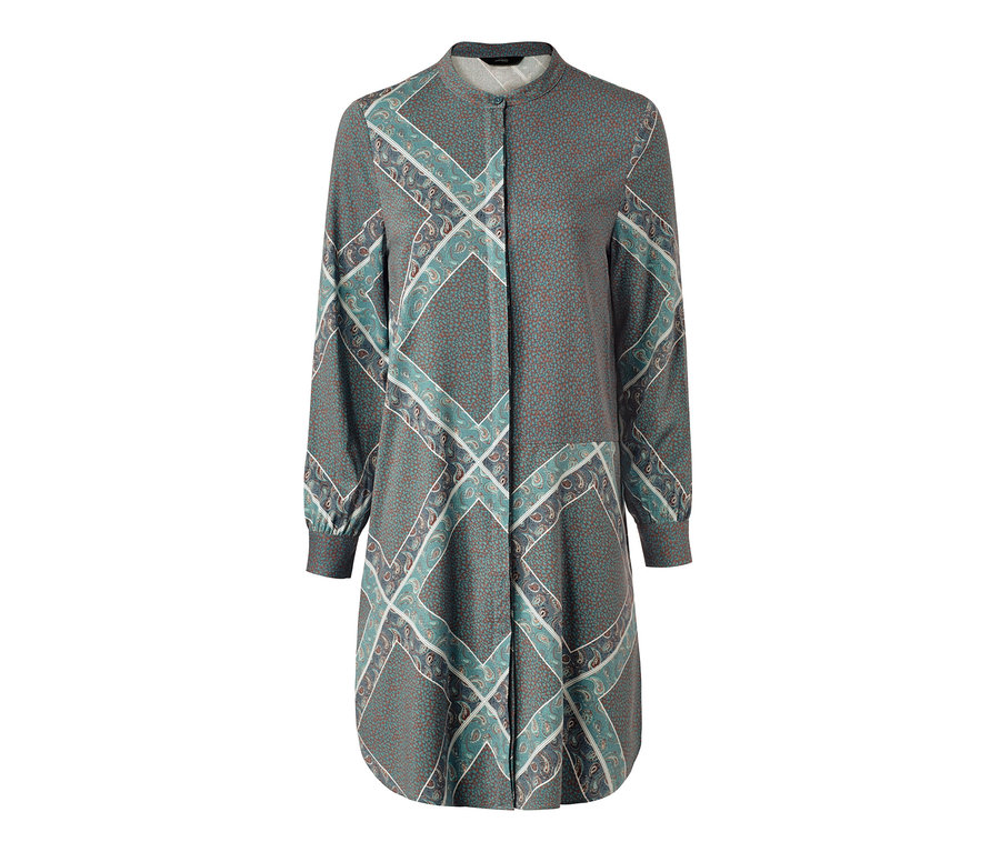 Zelená noční košile s potiskem.