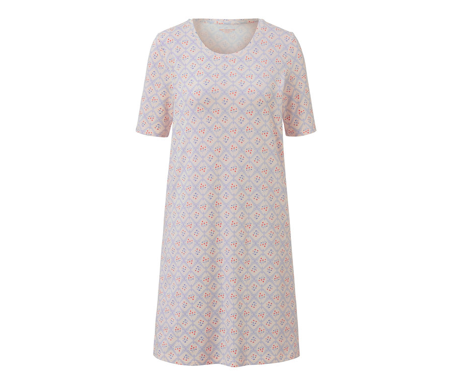 Bílá noční košile s krátkými rukávy a vzorem.