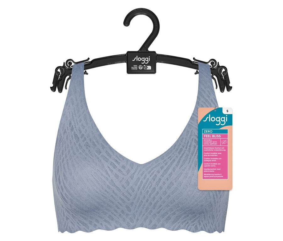 Modrá podprsenka sloggi ZERO Feel Bliss Soft Bra visí na černém ramínku.