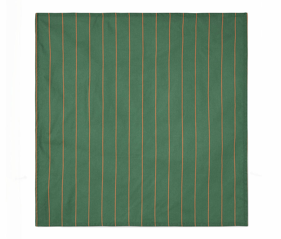 Omyvatelný ubrus cca 90 x 90 cm se zelenými a oranžovými proužky.