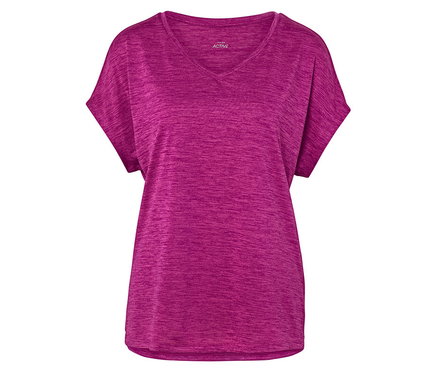 Detailní záběr na melírované růžové sportovní tričko s výstřihem do V.