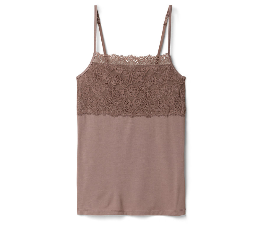 Tílko s krajkovými detaily na hrudi.