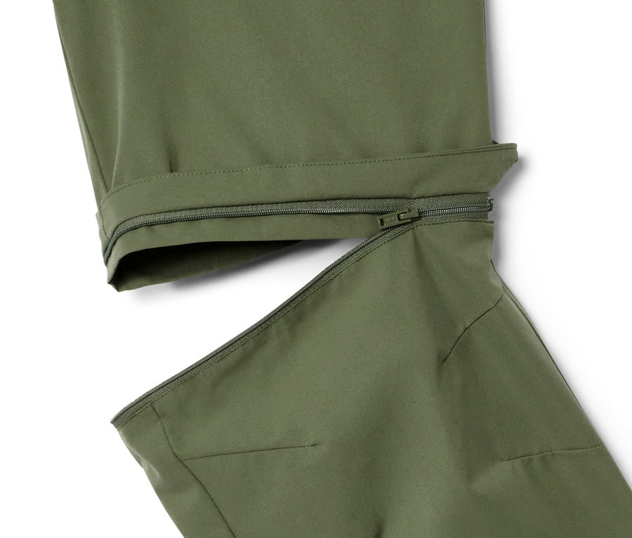Detail khaki funkčních kalhot 2 v 1 se zipem.