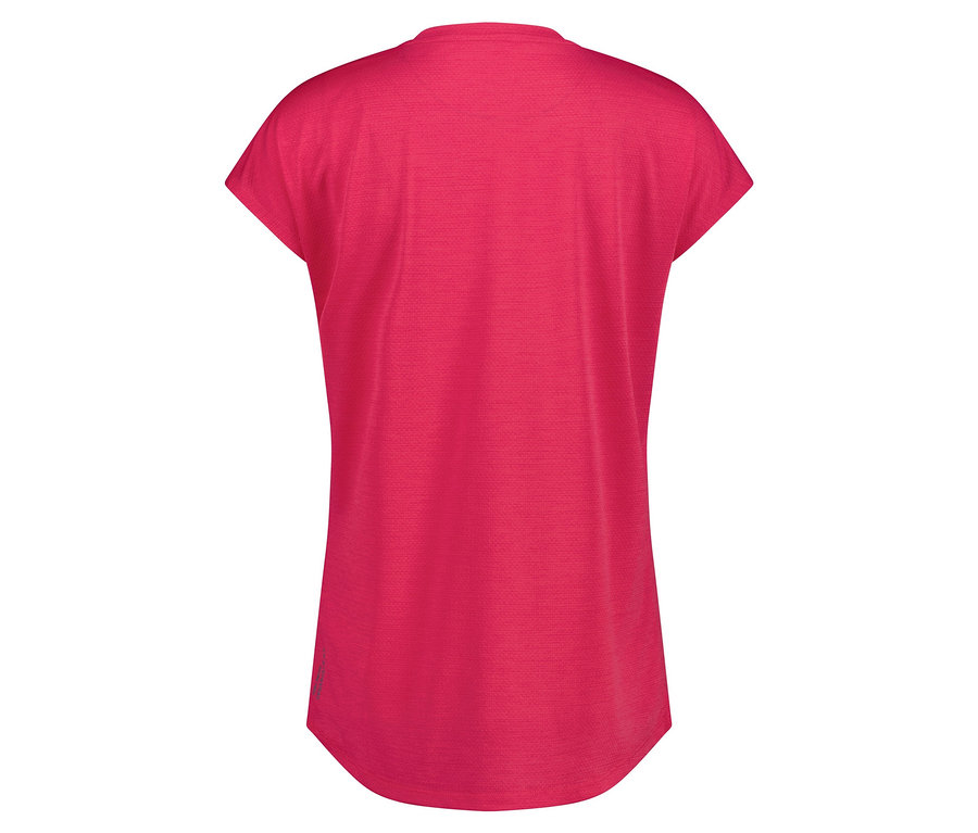Detailní záběr na růžové tričko s krátkými rukávy.