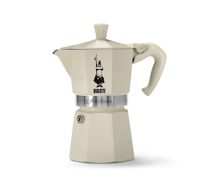 Krémová konvička na espresso »Bialetti Moka Express« 190 ml na bílém pozadí.
