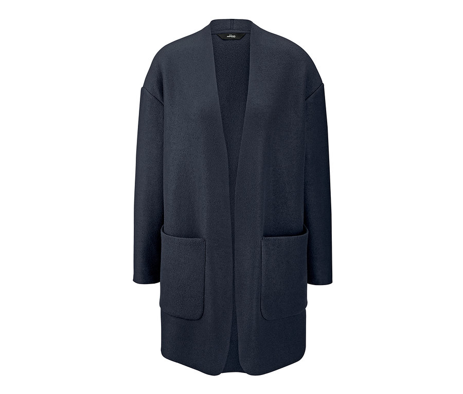 Modrý pohodlný kabátek s kapsami.