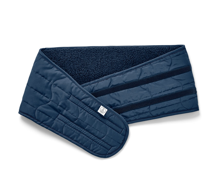 Modrý nahřívací pás na ledviny.